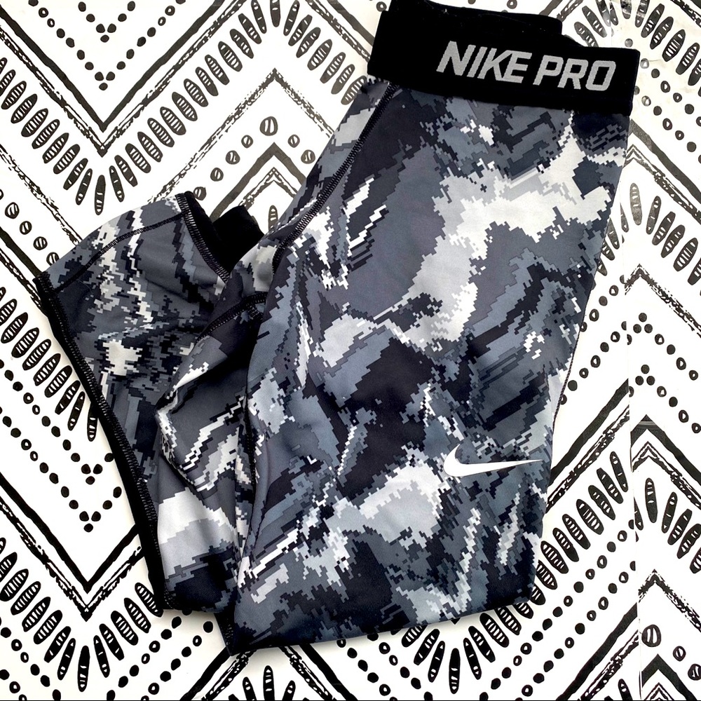 Nike pro black digital camo leggings running pants - Picture 1 of 5